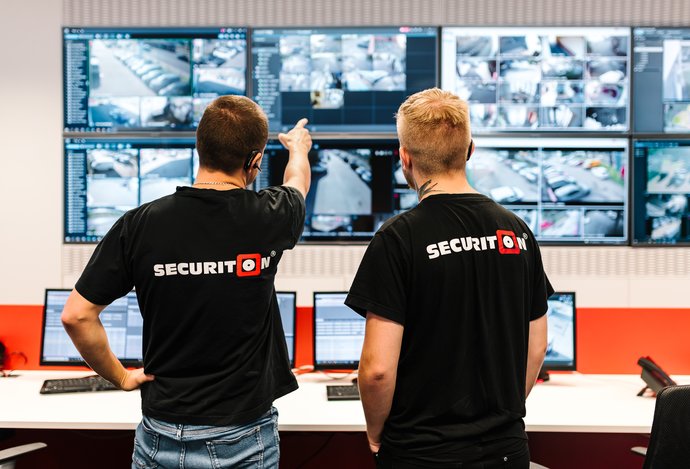 Photo Bezpečnostné riešenia budúcnosti: Diaľková ochrana a riadenie budov