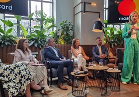 Photo Malý výrez, veľký rozdiel: prichádza Touch Card