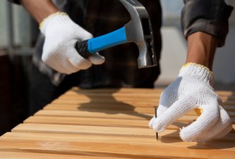 Photo Inovatívny spôsob spájania dreva a plastu bez skrutiek alebo lepidla