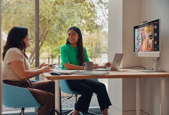 Photo Ženy vo vedení si veria viac a používanie umelej inteligencie zlepšuje prístup k práci