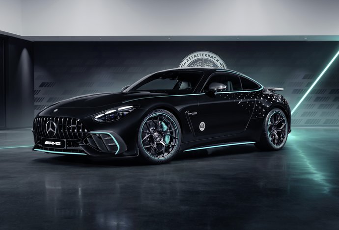 Photo Limitovaná a vysokoexkluzívna edícia: Mercedes-AMG GT 63 PRO 4MATIC+ „Motorsport Collectors Edition“
