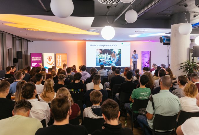 Photo Bratislavský Climathon cieli na efektívnejšie zvládanie prívalových dažďov