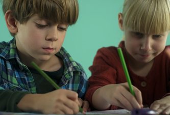 Photo 365.bank spúšťa emotívnu kampaň na podporu platovej rovnosti. Dajme všetkým rovnaké euro, odkazuje