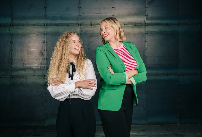 Photo Marketing spoločnosti Samsung Electronics v ČR a SR povedie Denisa Arslanianová. Novou PR manažérkou je Veronika Schieblová