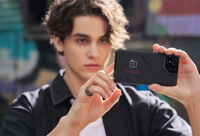 Photo Republic of Gamers predstavil sériu ROG Phone 9