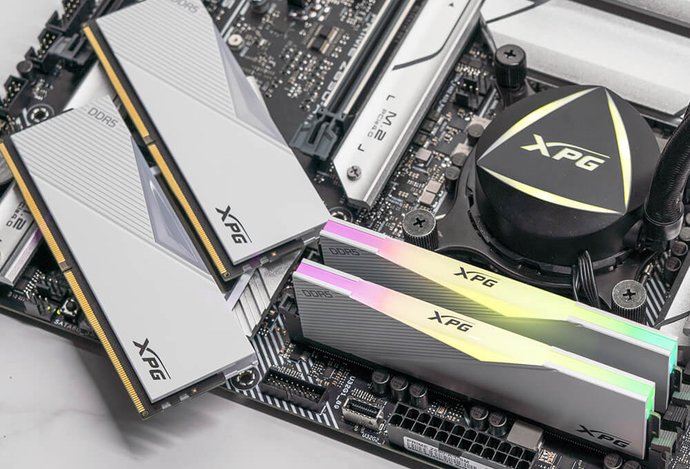 Photo ADATA XPG Lancer RGB 32 GB 6000MHz, CL30 / Rýchle pamäte DDR5  nielen pre hráčov