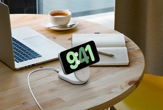 Photo Spoločnosť Belkin predstavuje magnetickú skladateľnú bezdrôtovú nabíjačku BoostCharge Magnetic Foldable Wireless Charger