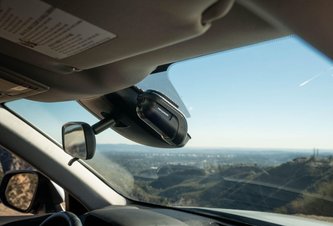 Photo Nextbase představuje 385GW a 385GWX – palubní kamery navržené pro automobilový průmysl
