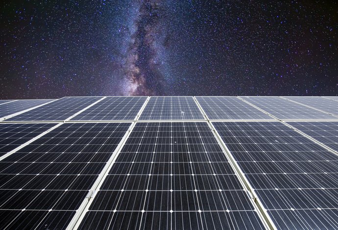Photo Slnečná elektráreň na obežnej dráhe bude vyrábať obrovské množstvo energie