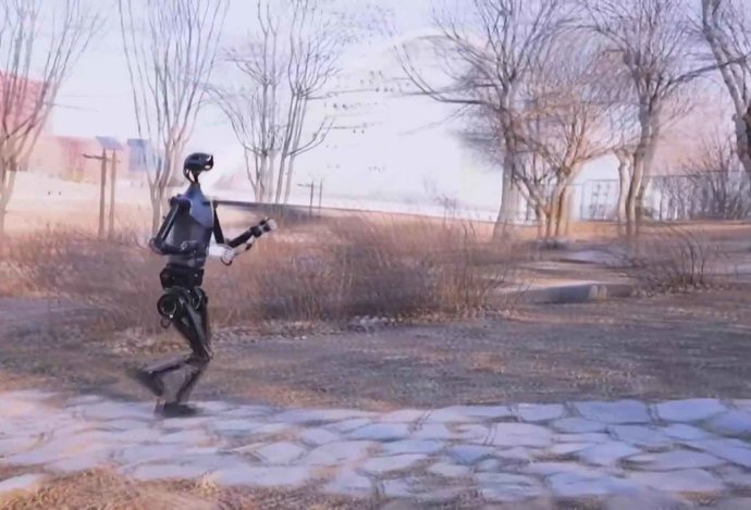 Photo Nový humanoidný robot dokáže bežať aj po snehu