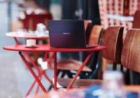 Photo Lenovo™ na MWC 2025: Posúvanie hraníc kreativity, produktivity a inovácií pomocou umelej inteligencie