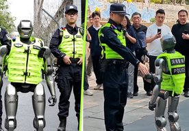 Photo V Číne boli do ulíc nasadené policajné roboty 