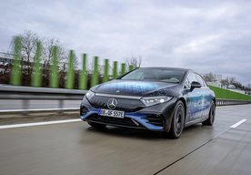 Photo Inžinieri z oblasti osobných vozidiel a Formuly 1 spojili svoje sily pri testovaní akumulátorov s pevným elektrolytom na cestách