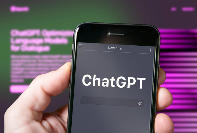 Photo Ľudia si s ChatGPT vytvárajú emocionálny vzťah