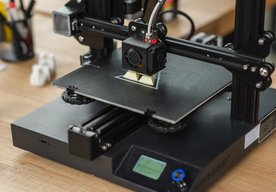 Photo Roboty bez elektroniky môžu chodiť hneď po vyrobení na 3D tlačiarni