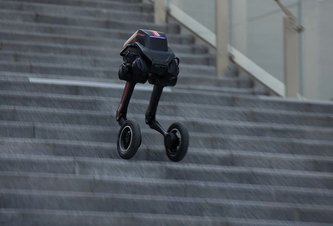 Photo Inovatívny robot Tron 1 s ľahkosťou prekonáva aj náročné prekážky 