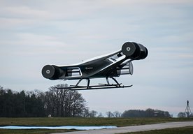 Photo Bizarný prototyp lietajúceho auta s valcovým rotorom