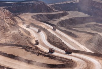 Photo Udržateľné riešenia na transformáciu ťažby a stavebníctva 