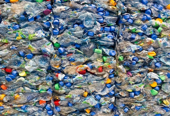 Photo Nový druh lepidla by mohol spôsobiť revolúciu v recyklácii plastov