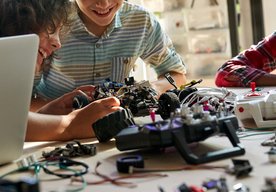 Photo Hry vo vzdelávaní a gamifikácia: Prečo niektoré hry motivujú a iné nudia? A čo s tým má spoločné škola?