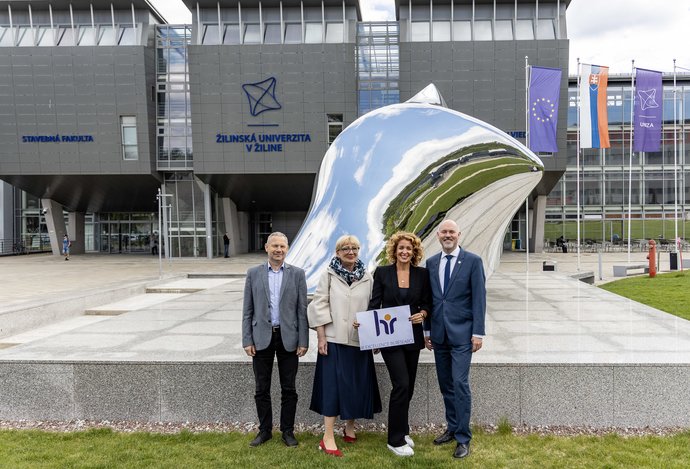 Photo Žilinská univerzita získala prestížne ocenenie HR Excellence in Research