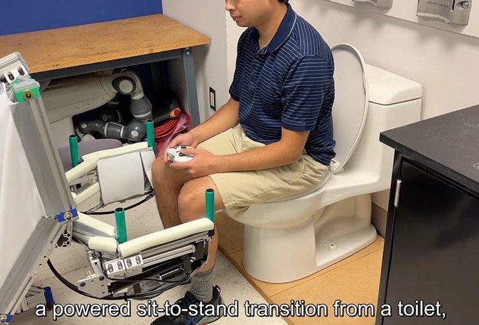 Photo Nový robotický pomocník pre seniorov prináša nádej aj otázniky