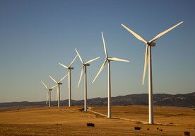 Photo Veterná alebo solárna? Ako si vybrať obnoviteľný zdroj pre domácnosť