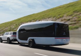 Photo Budúcnosť kempovania je tu a zaparkuje sa sama. A nielen to