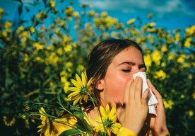 Photo Nosový molekulárny sprej prináša nádej v boji proti peľovým alergiám 