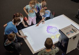 Photo Spoločnosť Epson spolupracuje so spoločnosťami Knowla a Future Classroom Lab na predvádzaní vzdelávacích riešení