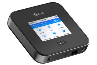 Photo NETGEAR rozšiřuje nabídku mobilního 5G připojení: Nighthawk® 5G M7 Pro Mobile Hotspot Router