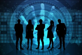 Photo Slovenská sporiteľňa varuje: Nenaleťte na podvodné video, Peter Krutil neponúka zázračné zbohatnutie cez novú platformu