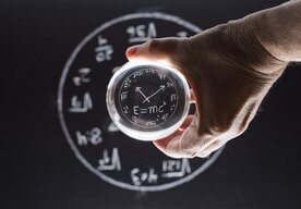 Photo Fyzici našli spôsob ako cestovať späť v čase 