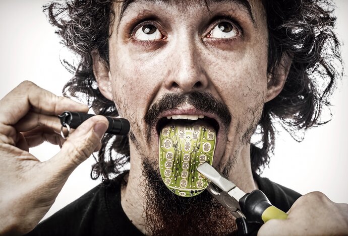 Photo Umelý jazyk dokáže rozpoznať sladkú, kyslú, slanú a horkú chuť ale aj kávu alebo Coca-Colu