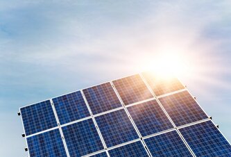 Photo Svetový rekord. Nový druh solárnych článkov premení až tretinu slnečného svetla na elektrinu