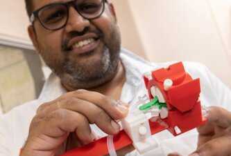 Photo Prevratné zariadenie otvára dvere transplantáciám očí ľuďom s poškodeným zrakom