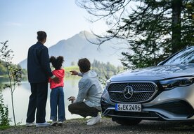 Photo Zákazníci značky Mercedes-Benz na Slovensku si odteraz môžu zakúpiť a zaplatiť elektronické diaľničné známky z vozidla