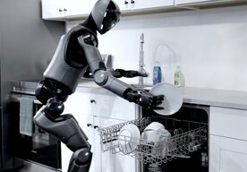 Photo Na toto sme čakali! Humanoidné roboty sa už naučili aj umývať riad
