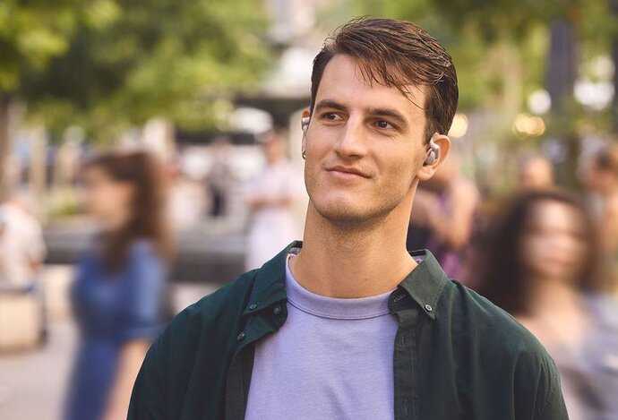 Photo Nové otvorené slúchadlá za uši JBL Sense Pro s unikátnou technológiou vedenia zvuku