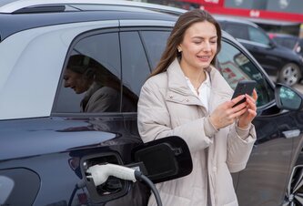 Photo Prelomová batéria nabije elektromobil na dojazd 800 km len za 12 minút 