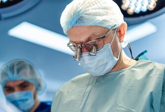 Photo Chirurg operoval pacienta na diaľku až 5 000 kilometrov: Prelomový zákrok bol poháňaný 5G sieťou