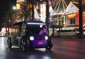 Photo V Las Vegas už jazdia taxíky bez volantu aj vodiča a sú zadarmo