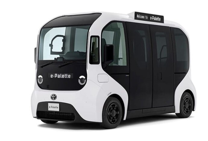 Photo Toyota predstavila autonómny minibus, ktorý je zároveň obchodom aj elektrárňou 