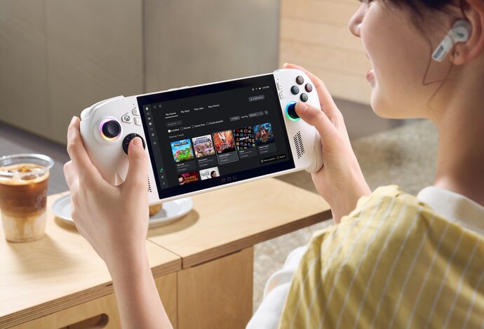 Photo ROG spustil predobjednávky na ROG Xbox Ally a ROG Xbox Ally X 