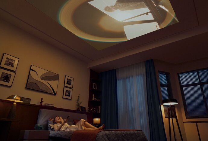 Photo Kino na každé zdi: TCL uvede na trh nové přenosné projektory