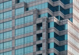 Photo Mrakodrapy, paneláky aj rodinné domy si budú vyrábať elektrinu samy: revolučná technológia mení obyčajné steny na elektrárne