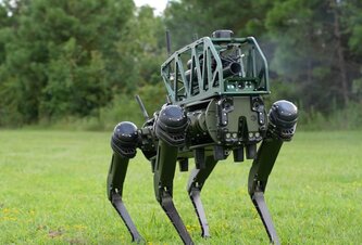 Photo Americká námorná pechota testuje nového robotického zabijaka