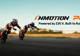 Photo Šialenstvo na jednom kolese: elektrická jednokolka s maximálkou až 150 km/h