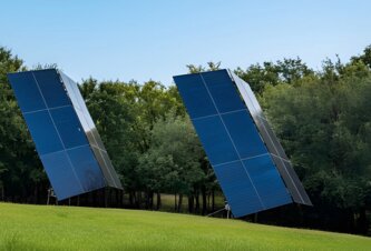 Photo Inovatívne solárne veže dokážu vyprodukovať o 50 % viac energie ako ploché panely 