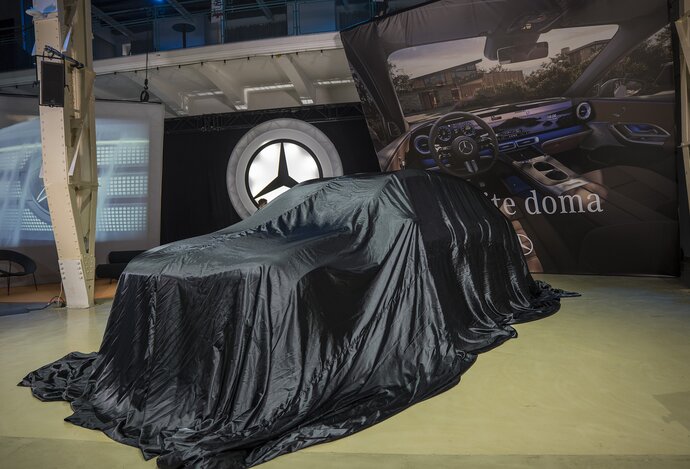 Photo Nová generácia elektrického Mercedes Benz GLC predstavená na Slovensku